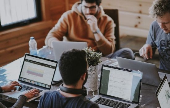 Imaxe dun enxenio lab